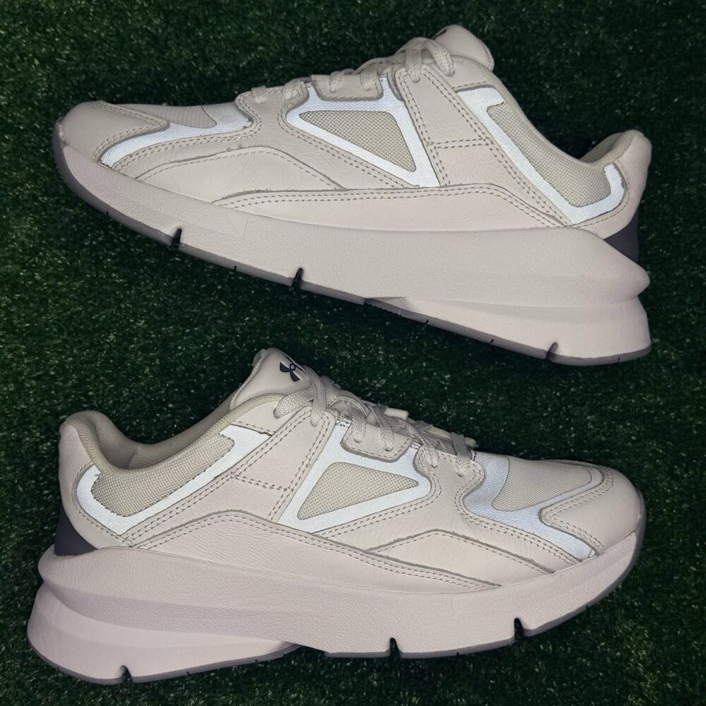 🔥 Under Armour Forge 96 Trainers Men’s 7 / Women’s 8.5 White Stylish Shoes